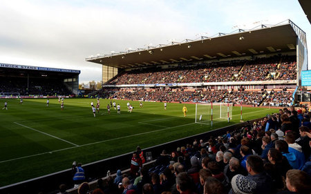 還使她在短 還使她在短